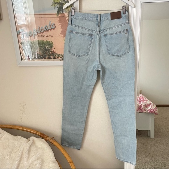 Madewell Classic Straight Full-Length Jeans in Fitzgerald Wash - Picture 8 of 11